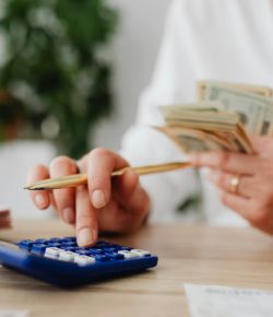 Omezený rozpočet na dovolenou? Přinášíme 7 tipů, jak ušetřit