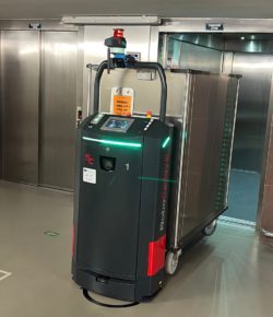 V Nemocnici Jihlava jezdí autonomní roboti díky 5G síti od T-Mobile