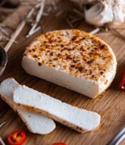 Ochutnejte čerstvý sýr z české farmy